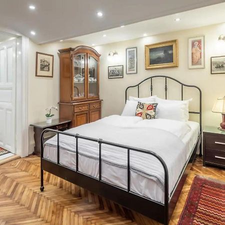 Vamhaz Boulevard Apartments Budapest Esterno foto