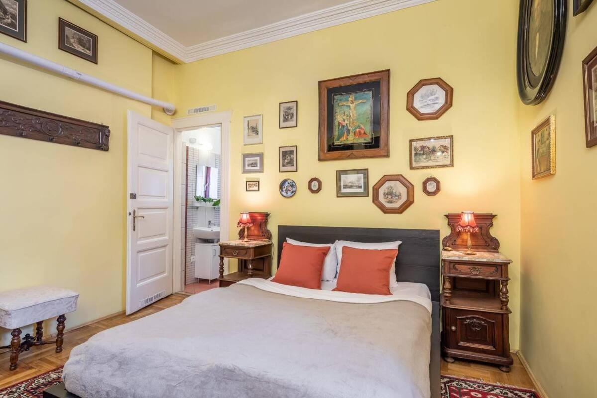 Vamhaz Boulevard Apartments Budapest Esterno foto