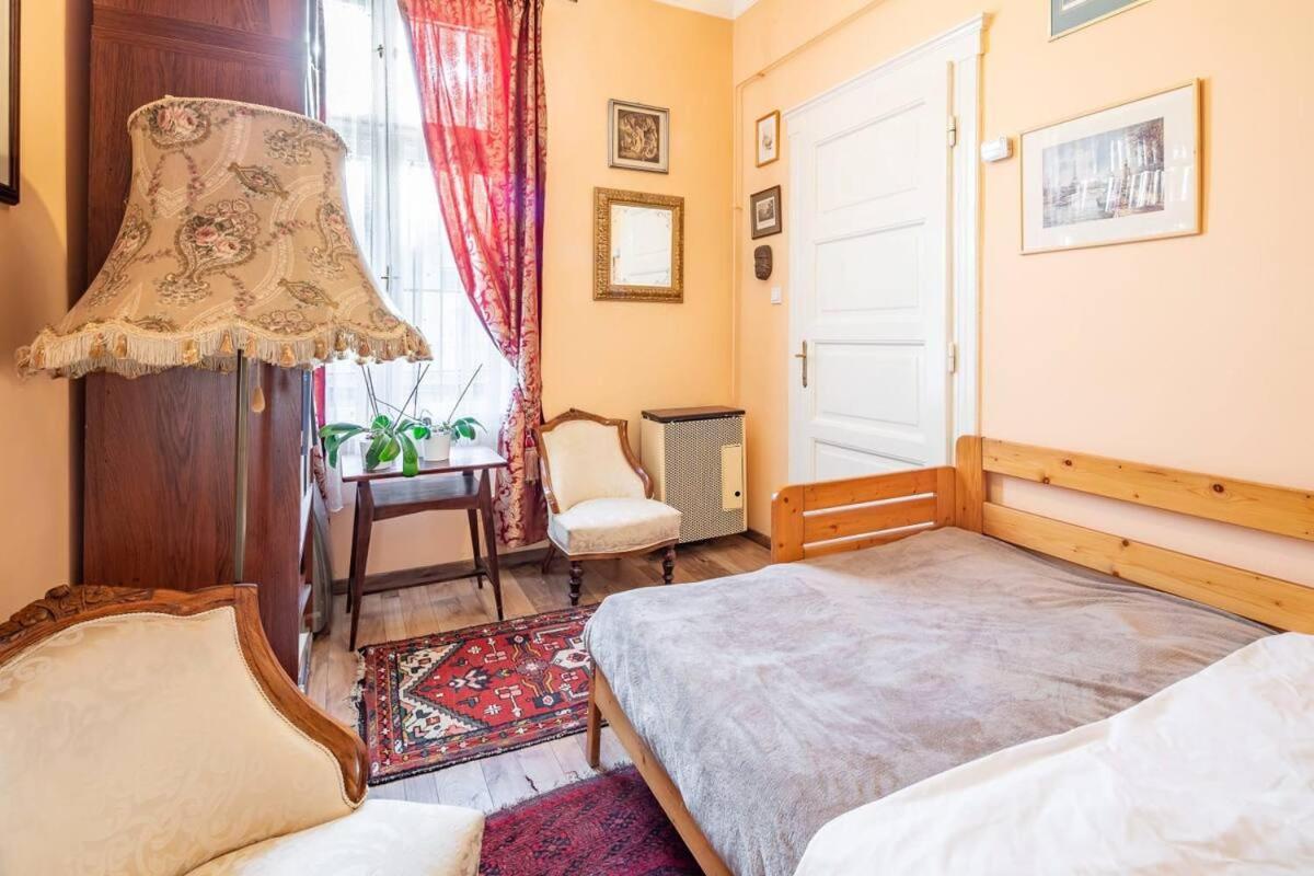Vamhaz Boulevard Apartments Budapest Esterno foto