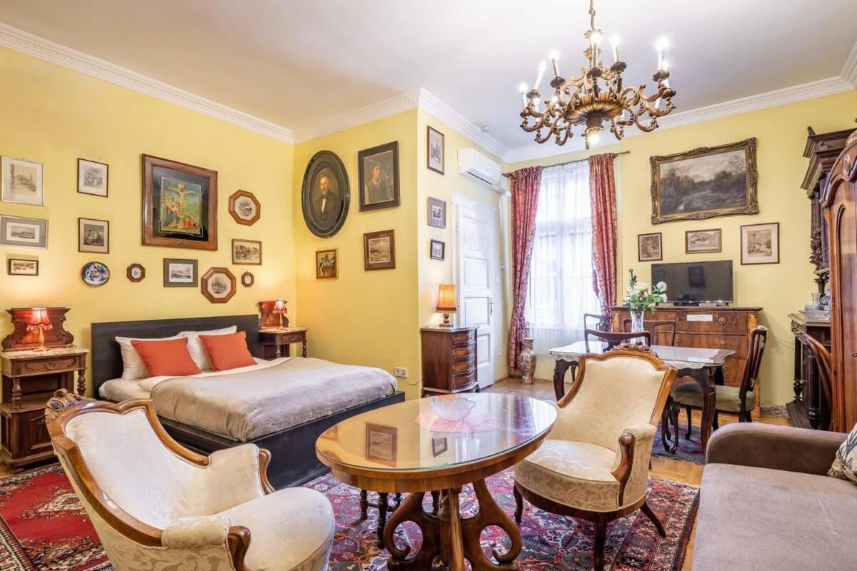 Vamhaz Boulevard Apartments Budapest Esterno foto