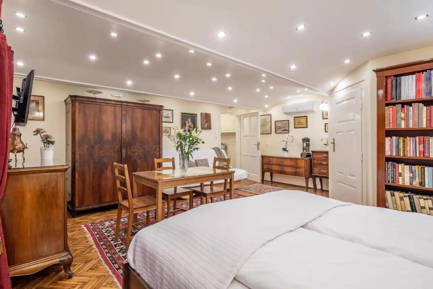 Vamhaz Boulevard Apartments Budapest Esterno foto