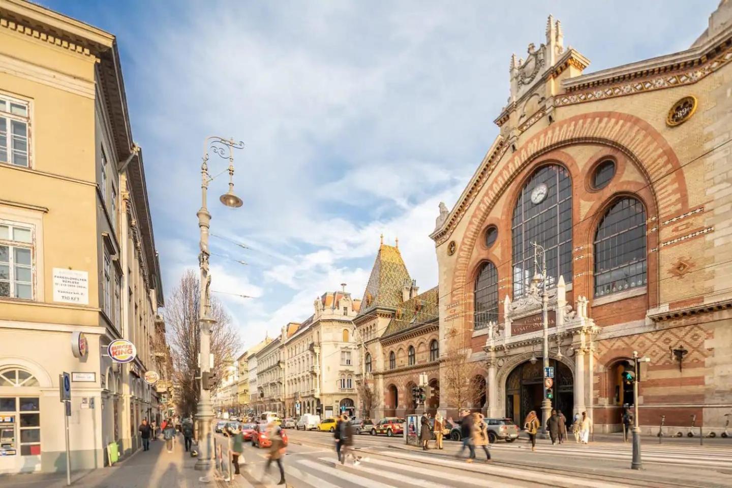 Vamhaz Boulevard Apartments Budapest Esterno foto